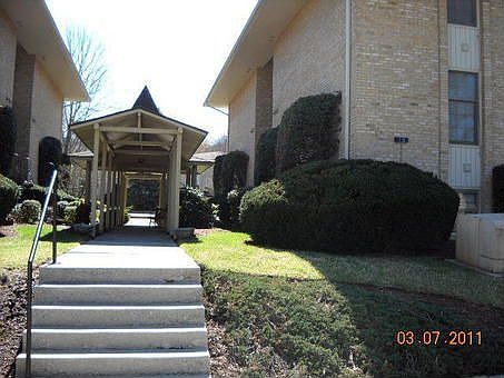 1st image of 5260 Crossbow Cir Unit 13C