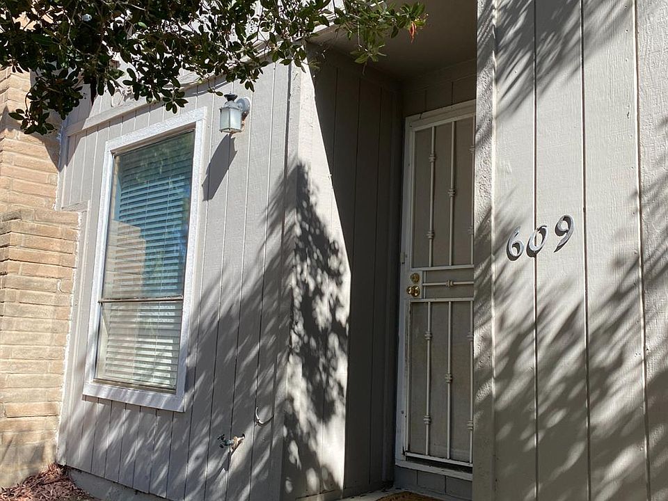1st image of 609 - 436 Beelard Drive