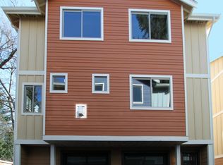 12031 35th Ave NE UNIT B-9, Lake City, WA 98125