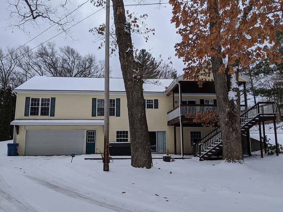 1st image of 13310 Pine Island Dr NE