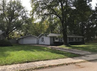 5 Hampton Rd, Montgomery, IL 60538