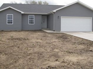 1909 Yarrow Ct, Findlay, OH 45840