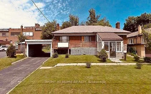 1785 Victoria Park Ave Photo 1