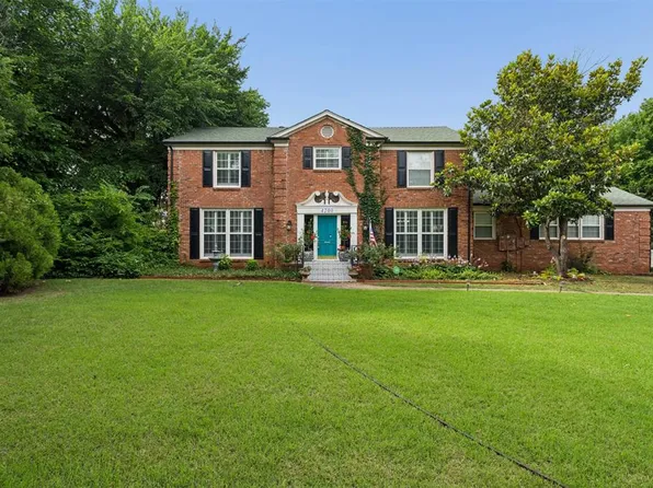 4200 NE 36th St, Forest Park, OK 73121
