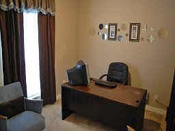 FUNCTIONAL STUDY PERFECT FOR WORKING AT HOME!