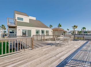 3211 Musket Ln, Galveston, TX 77554
