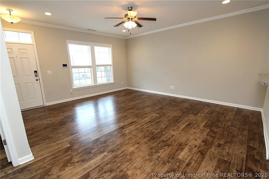 3 bed, 2.5 bath, $1,995 — Photo 4