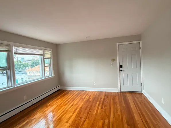 26-6 Golden Hill St #6C, Milford, CT 06460