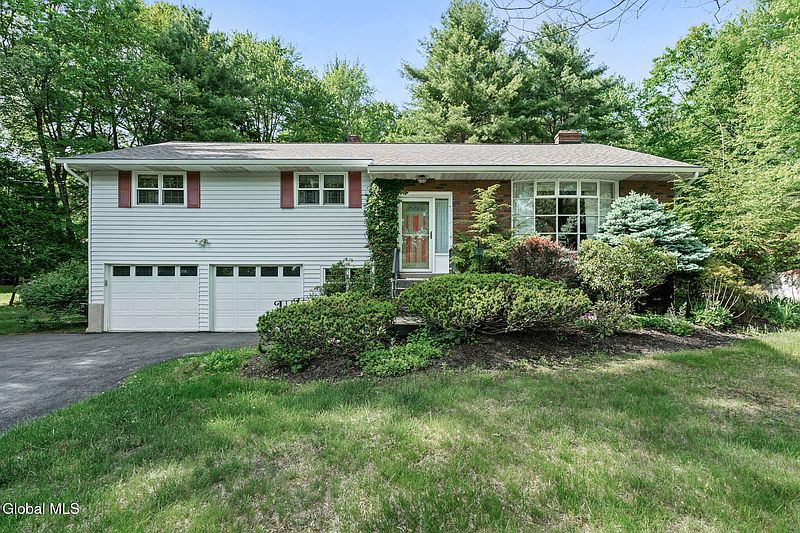 2nd image of 723 Grooms Road