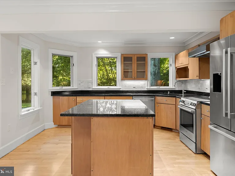 5104 Scarsdale Rd — Photo 14