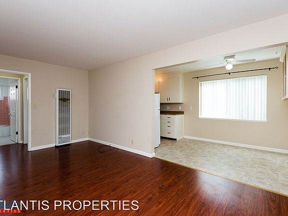 4th image of 167 Towne Ter APT 01
