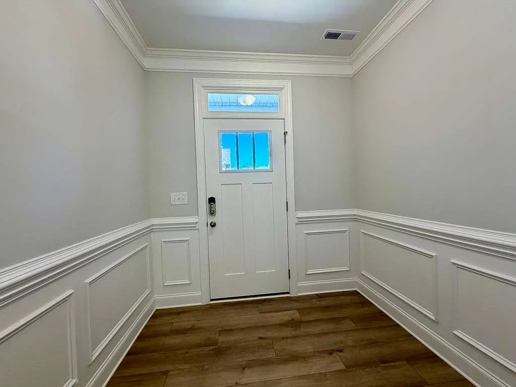 3 bed, 2.5 bath, 1732 sqft, $2,225 — Photo 4