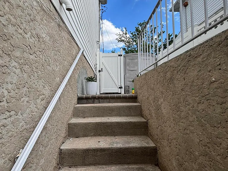 37 Ramona Ave #2 — Photo 2