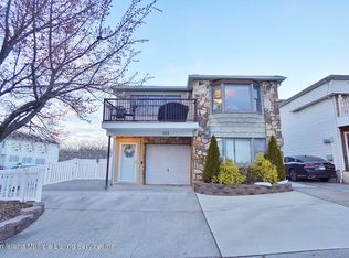 123 Rivington Ave, Staten Island, NY 10314