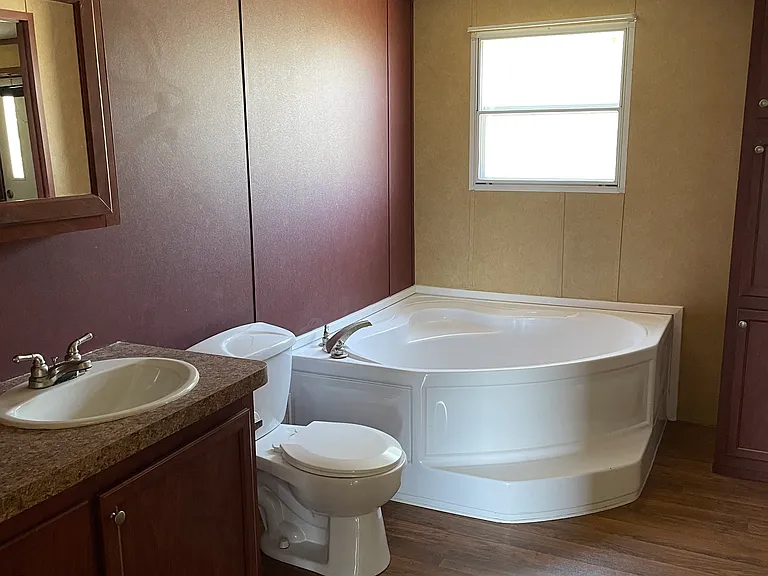 55 Morales Rd — Photo 9