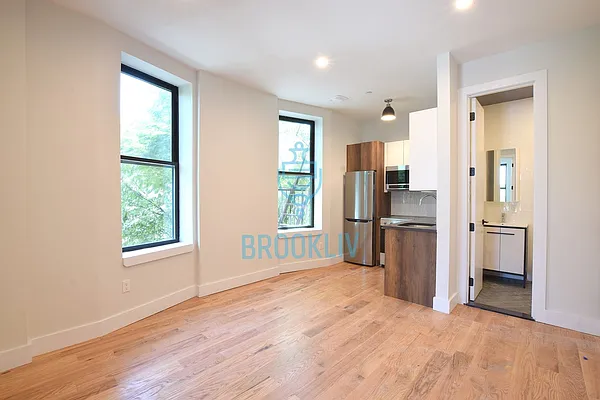 Rented by null | media 23