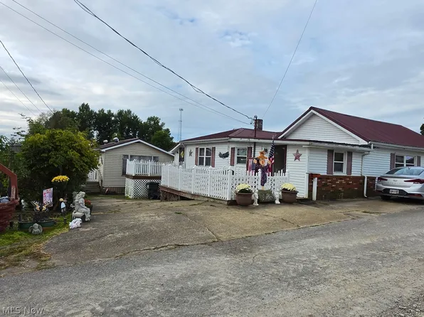 49433 S Back St, Harrisville, OH 43974