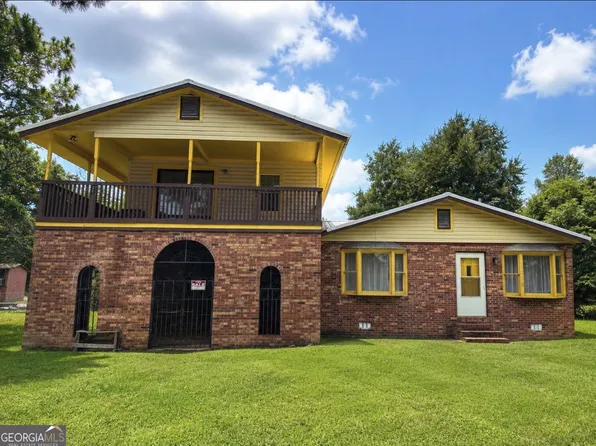 1118 Hargrett Ave, Tifton, GA 31794
