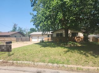 7821 W Quail Ln, Wichita, KS 67212