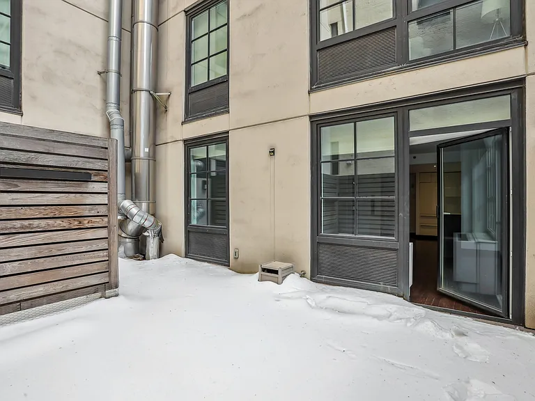138 E 12th St #2G — Photo 6