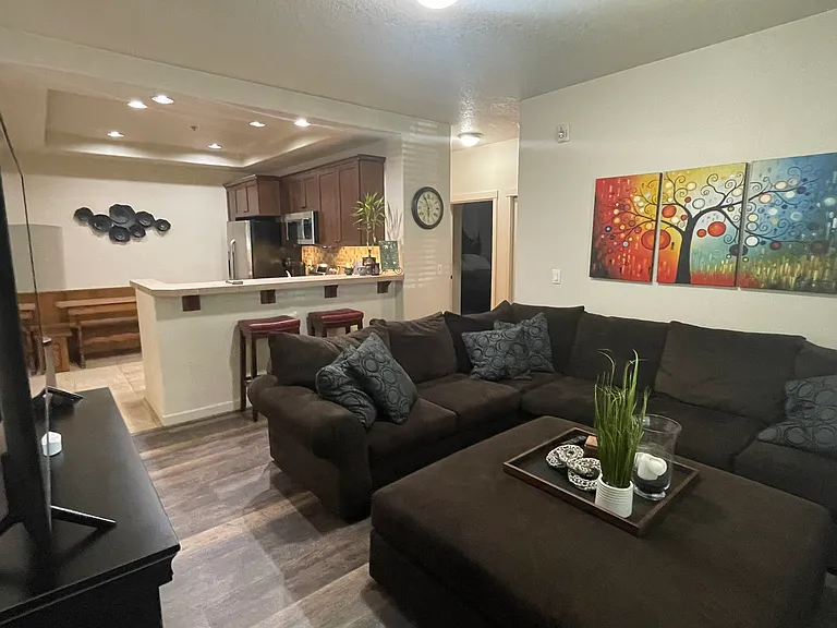 819 NW Wheelock Pl #819 — Photo 70