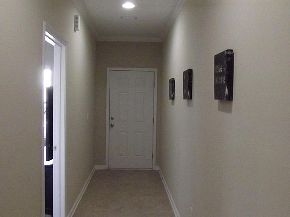 3rd image of 548 Hopewell Dr