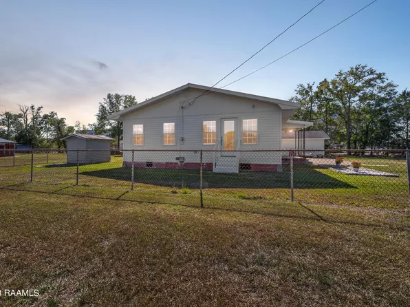 8839 Lawrence Rd, Abbeville, LA 70510