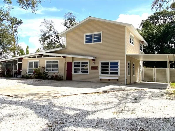 2770 Temple St, Sarasota, FL 34239