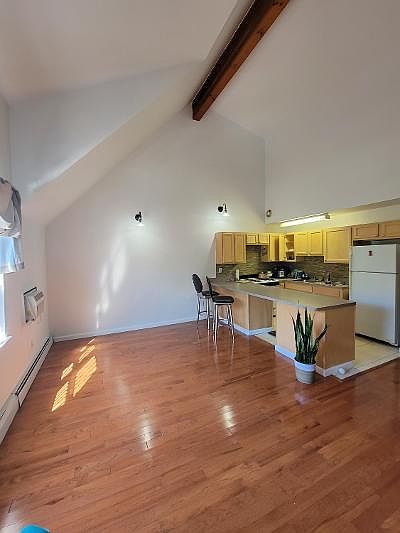 1st image of 13 Noll St #2