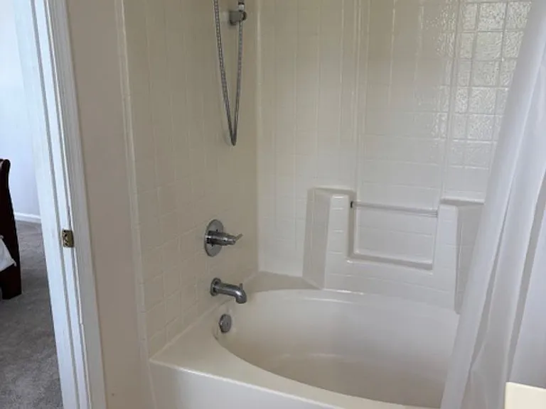 4657 Shallowford Cir — Photo 24