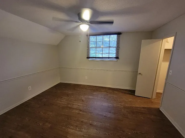 19 W Grady St #9 — Photo 10