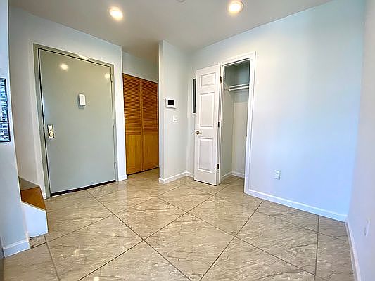 5th image of 27-16 18th St #6
