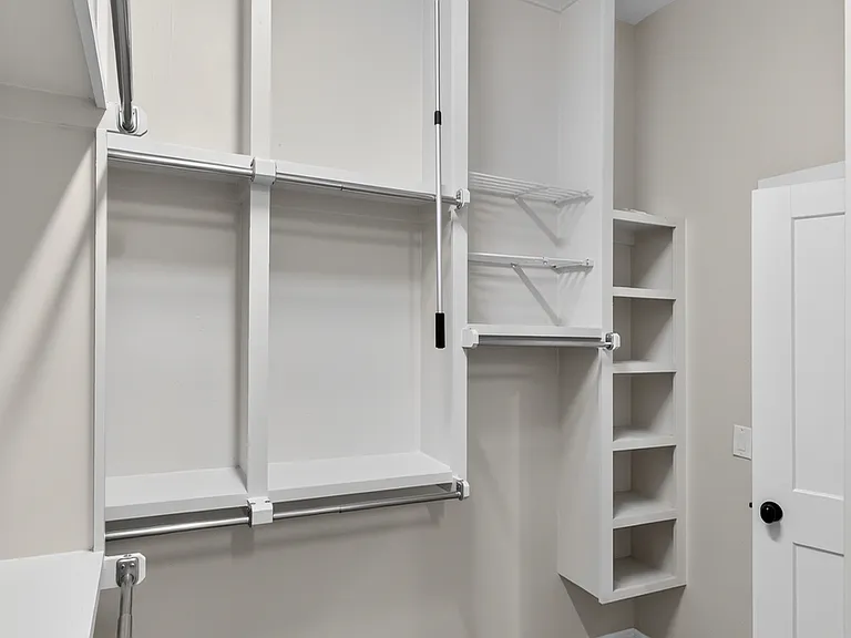 709 Timber Trl — Photo 30
