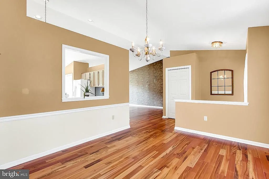 4 bed, 2638 sqft, $1,850 — Photo 4