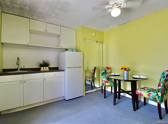 4th image of 249 Kapili St APT 306A