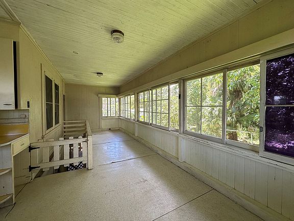 5th image of 1198 Kinoole St
