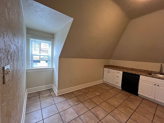 2nd image of 125 N Dallas Ave #3