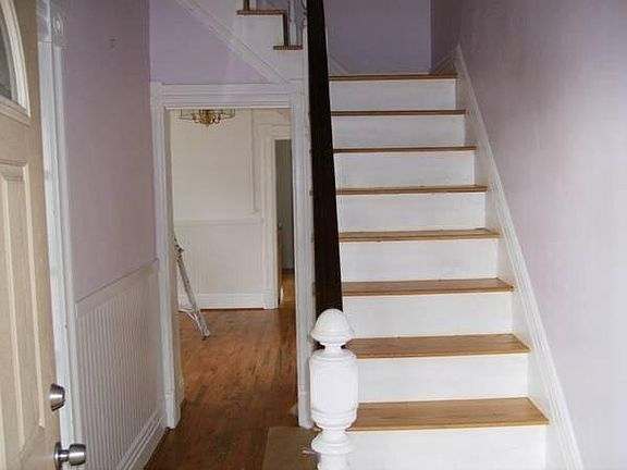 3rd image of 8312 S Park Ave