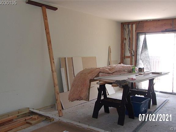 3rd image of 1797 SE Ryecroft Ct