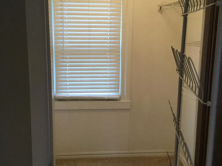 835 Starkweather Ave — Photo 8