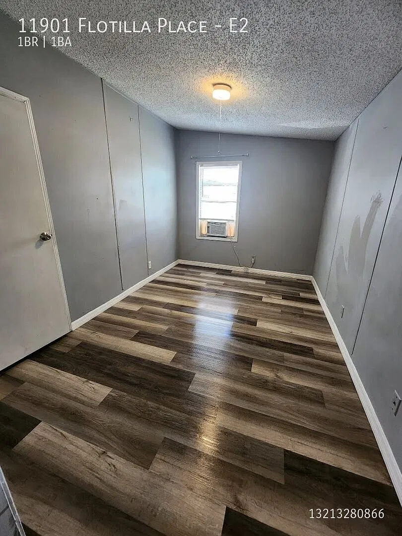 1/1 in West Boca Raton in a mobile home — Photo 1