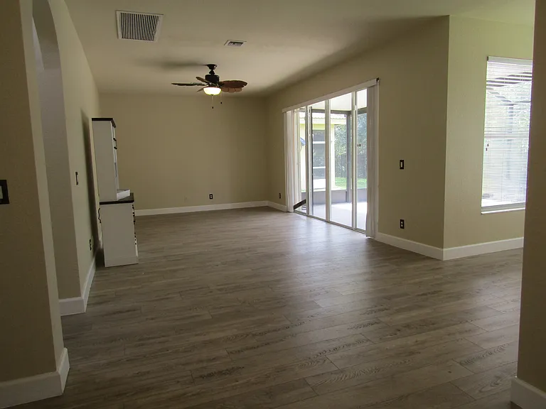 1756 SW Jamesport Dr — Photo 11