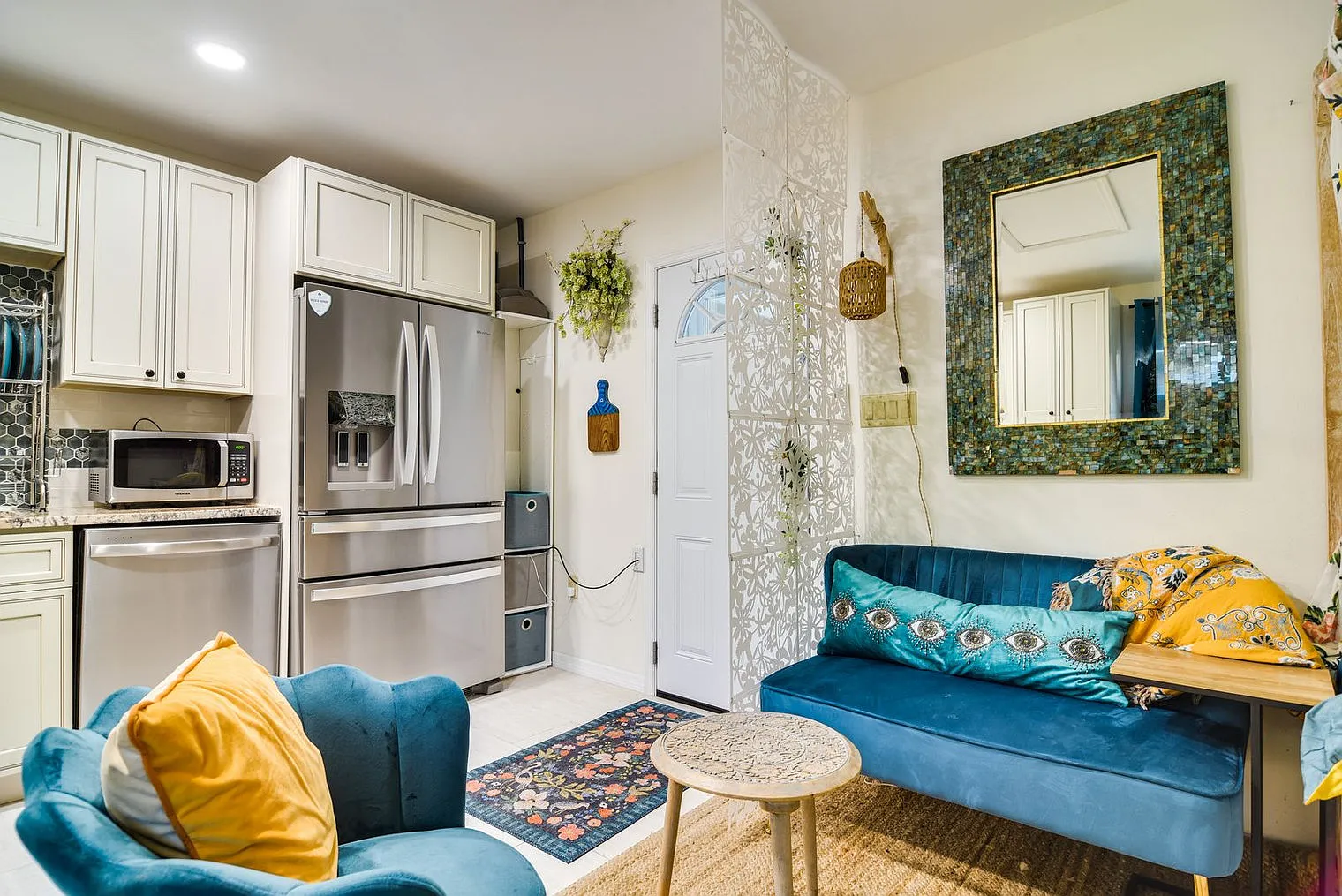 Studio, 1.0 bath, 398 sqft, $1,763 — Photo 1