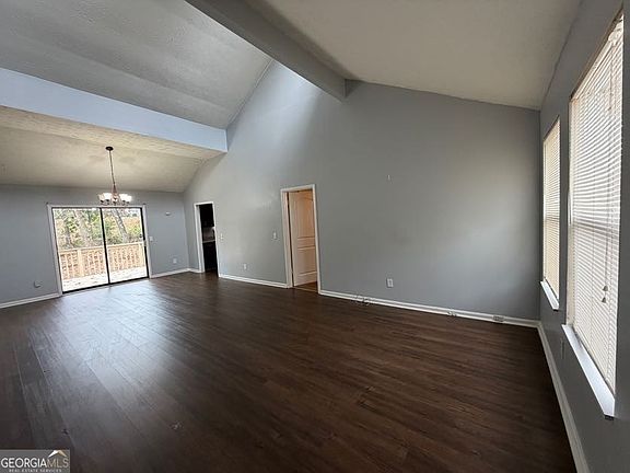 4th image of 804 Emerald Forest Cir