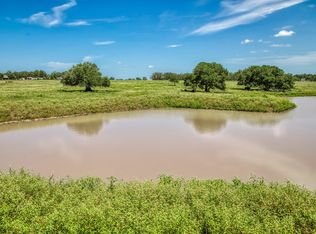 555 Albers Rd, Ledbetter, TX 78946