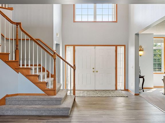 5th image of 6452 Hedgecroft Ave S