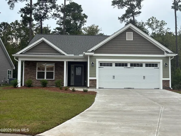 2167 Southern Pine Drive, Leland, NC 28451