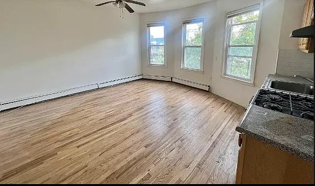 1711 Taylor Ave — Photo 3