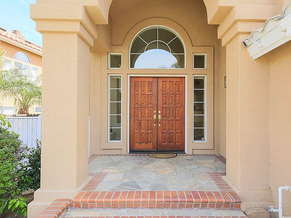 3rd image of 15117 Calle Verano