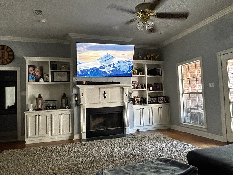 1702 Fairview Dr — Photo 8